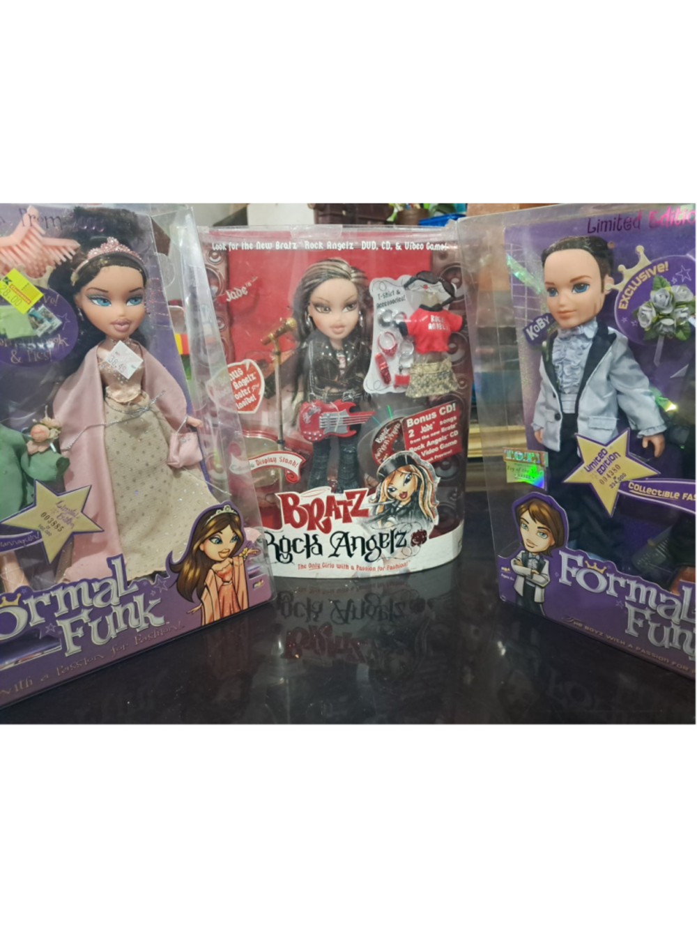 EXCLUSIVE Y2K COUTURE COLLECTOR LOT โ FACTORY SEALED BRATZ DOLLS